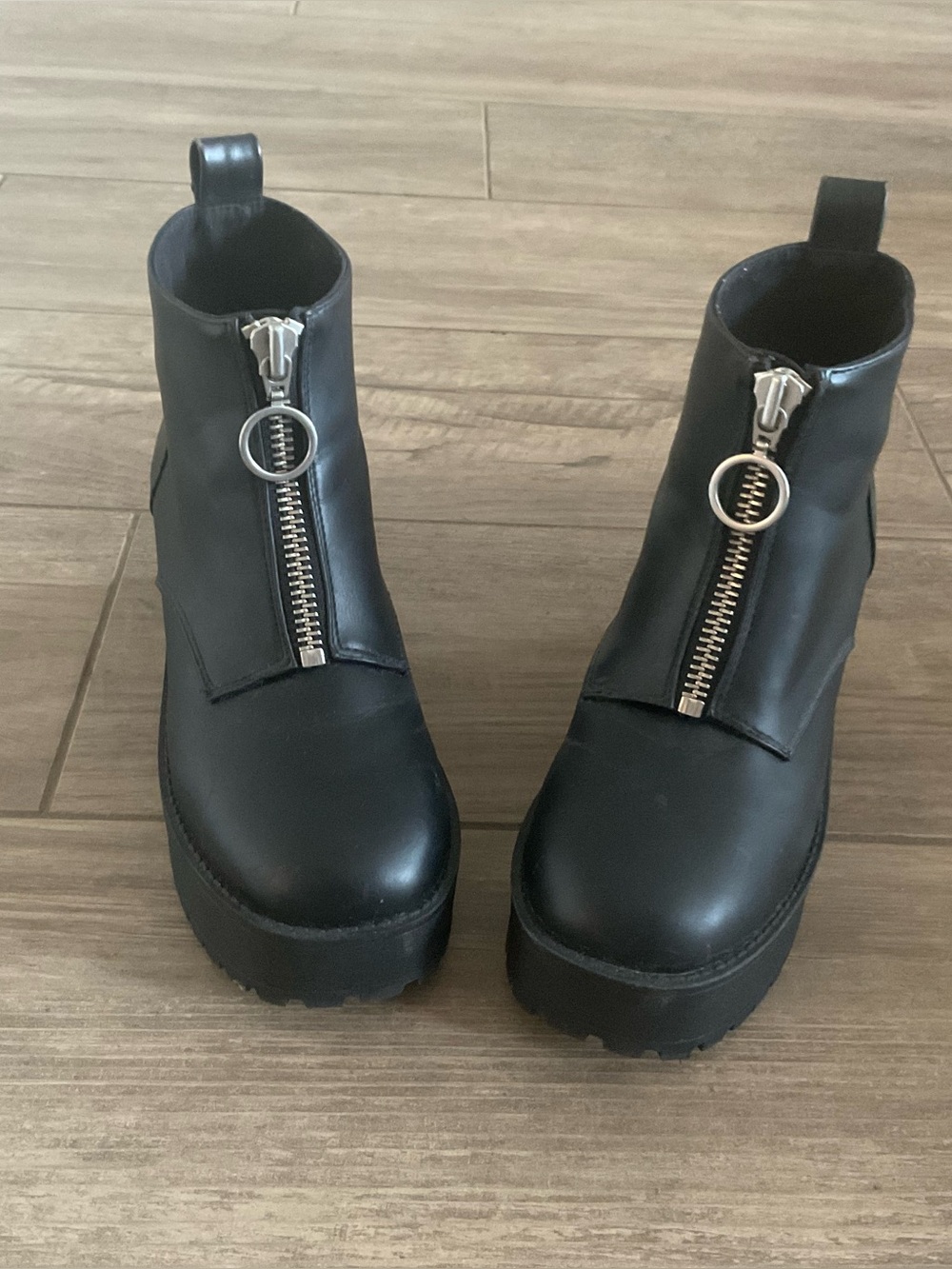 H&M Divided Lug sole Platform Boot